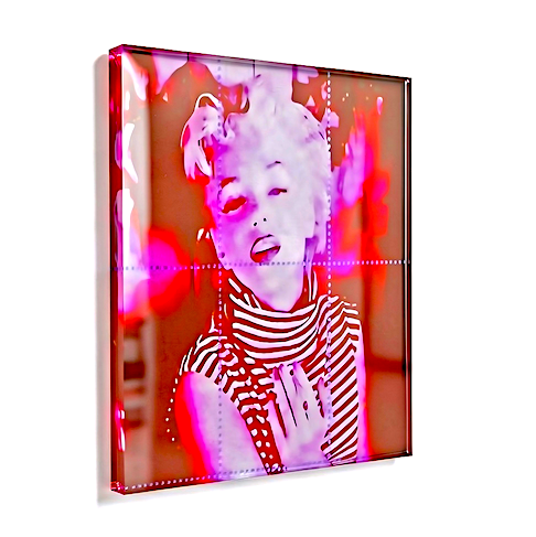 The Pop Artwork - Red & Violet